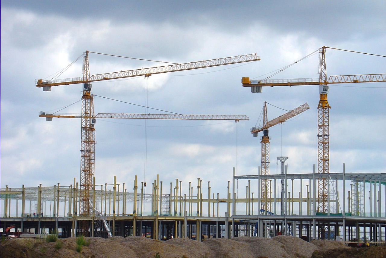 Formalności i pozwolenia budowlane – przewodnik dla inwestora